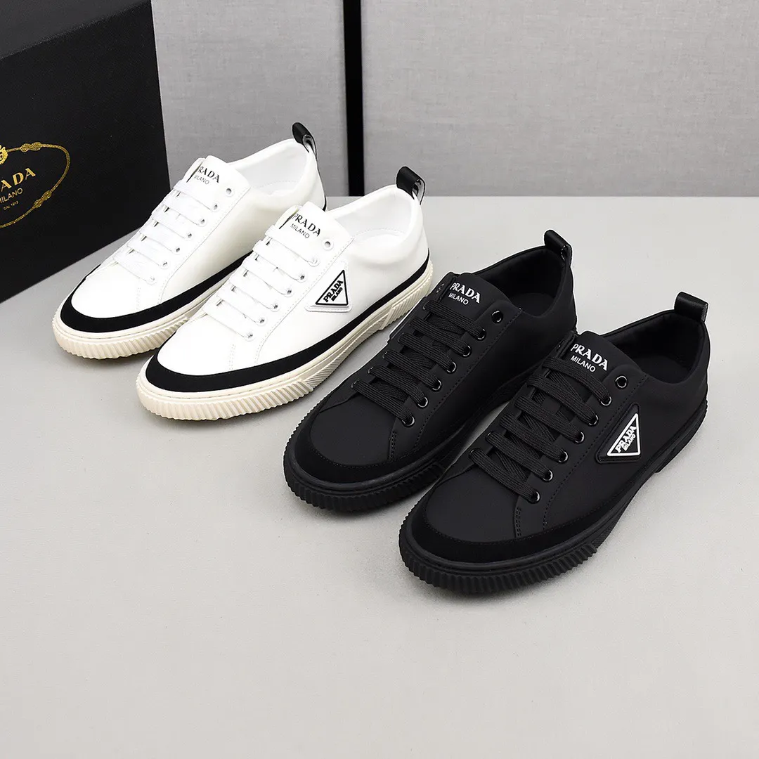 【PRADA】Men's shoes 💰400💰. Detonate the whole place! An international brand that is constantly innovating. This men's casual shoe is the original version. It is made of cowhide leather at a ratio of one to one at the store. It has leather feet and rubber non-slip outsole. It is breathable and comfortable. Quality speaks for itself. 👄38-44
